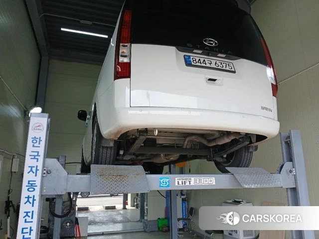 Hyundai Staria 2022 Белый из Кореи, фото 2