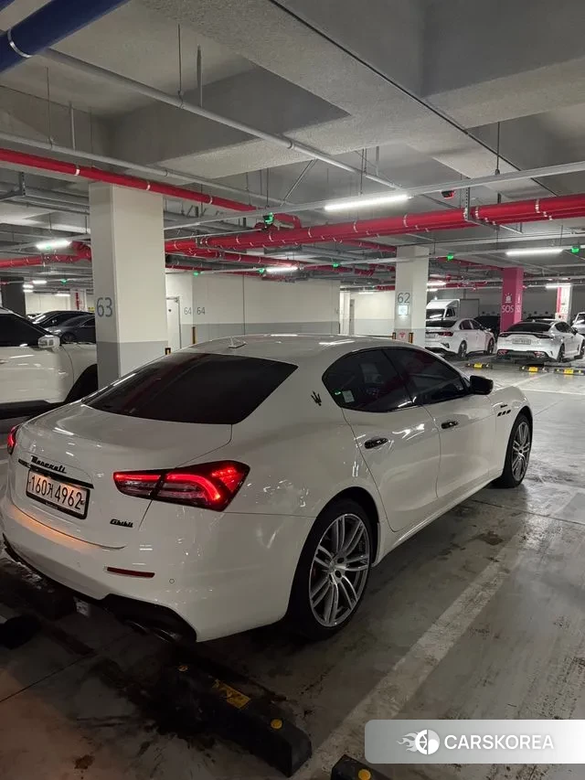 Maserati Ghibli id 3283901 из Кореи 9