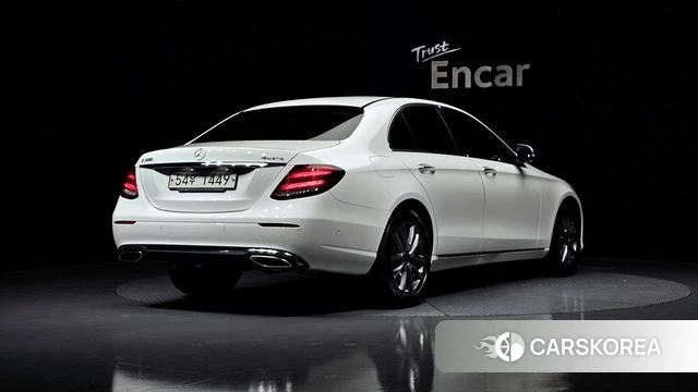 Mercedes-Benz E-Class W213 id 3861575 из Кореи 12