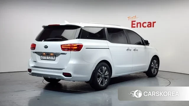 Kia The New Carnival id 3728178 из Кореи 12