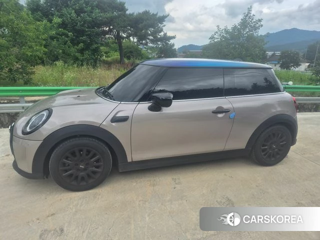 Mini Cooper 2021 Серебристо-серый из Кореи, фото 3