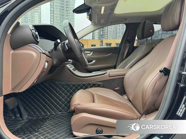 Mercedes-Benz E-class id 4275436 из Китая 11