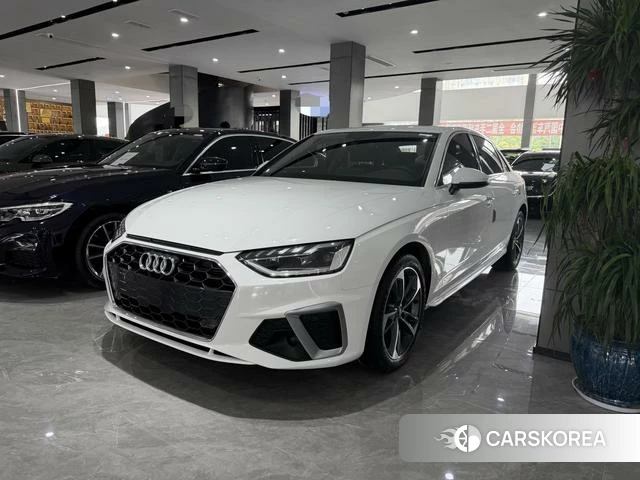 Audi A4L 2021 Белый из Китая, фото 2