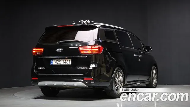 Kia The New Carnival id 2414517 из Кореи 12