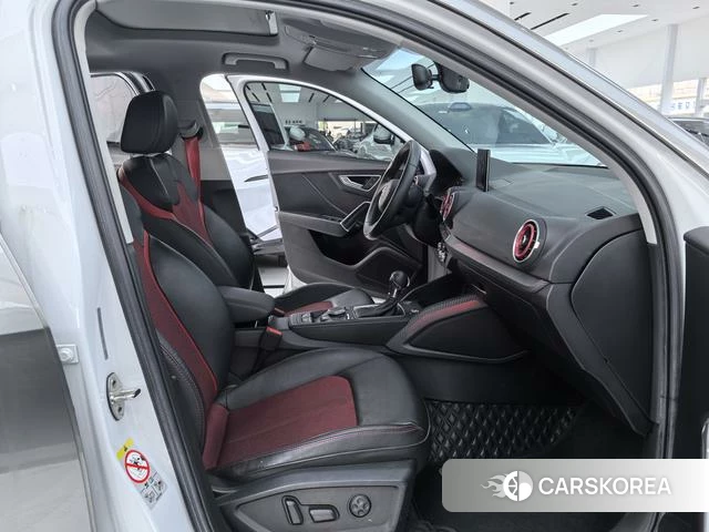Audi Q2L id 4260417 из Китая 7