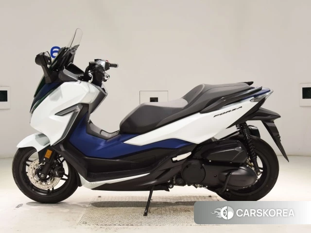 Проданный Honda FORZA id 4334513 из Японии, фото 2