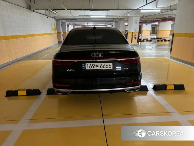 Audi A8 (D5) 2021 Черный из Кореи, фото 2