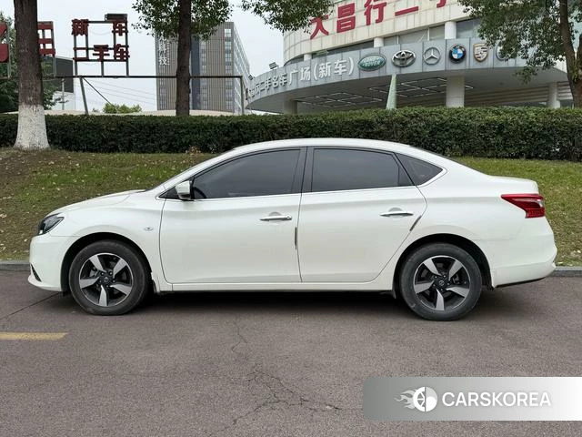Nissan Xuan Yi 2022 Белый из Китая, фото 5