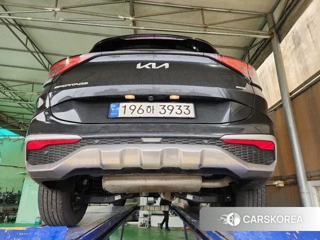 Kia The New Sportage 5th Generation Hybrid 2024 Черный из Кореи, фото 2