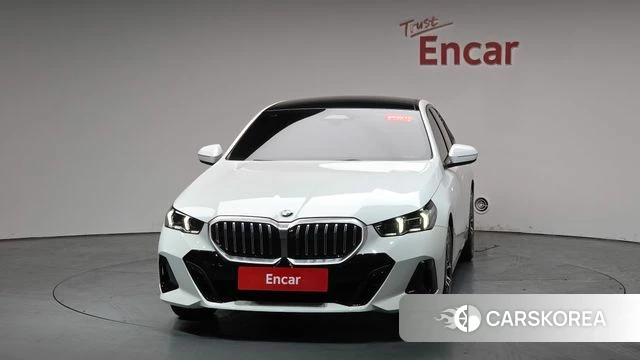 BMW 5 Series (G60) id 3825722 из Кореи 12