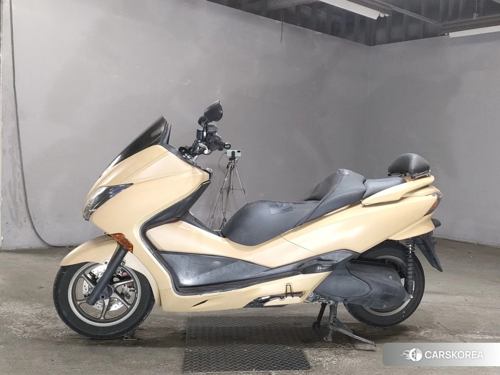 Проданный Honda FORZA Z 2010 из Японии, фото 2