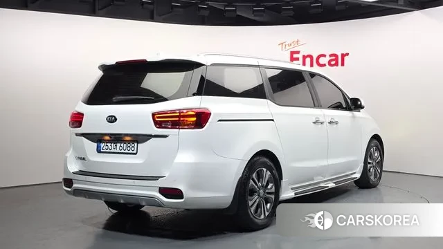 Kia The New Carnival id 3601988 из Кореи 12