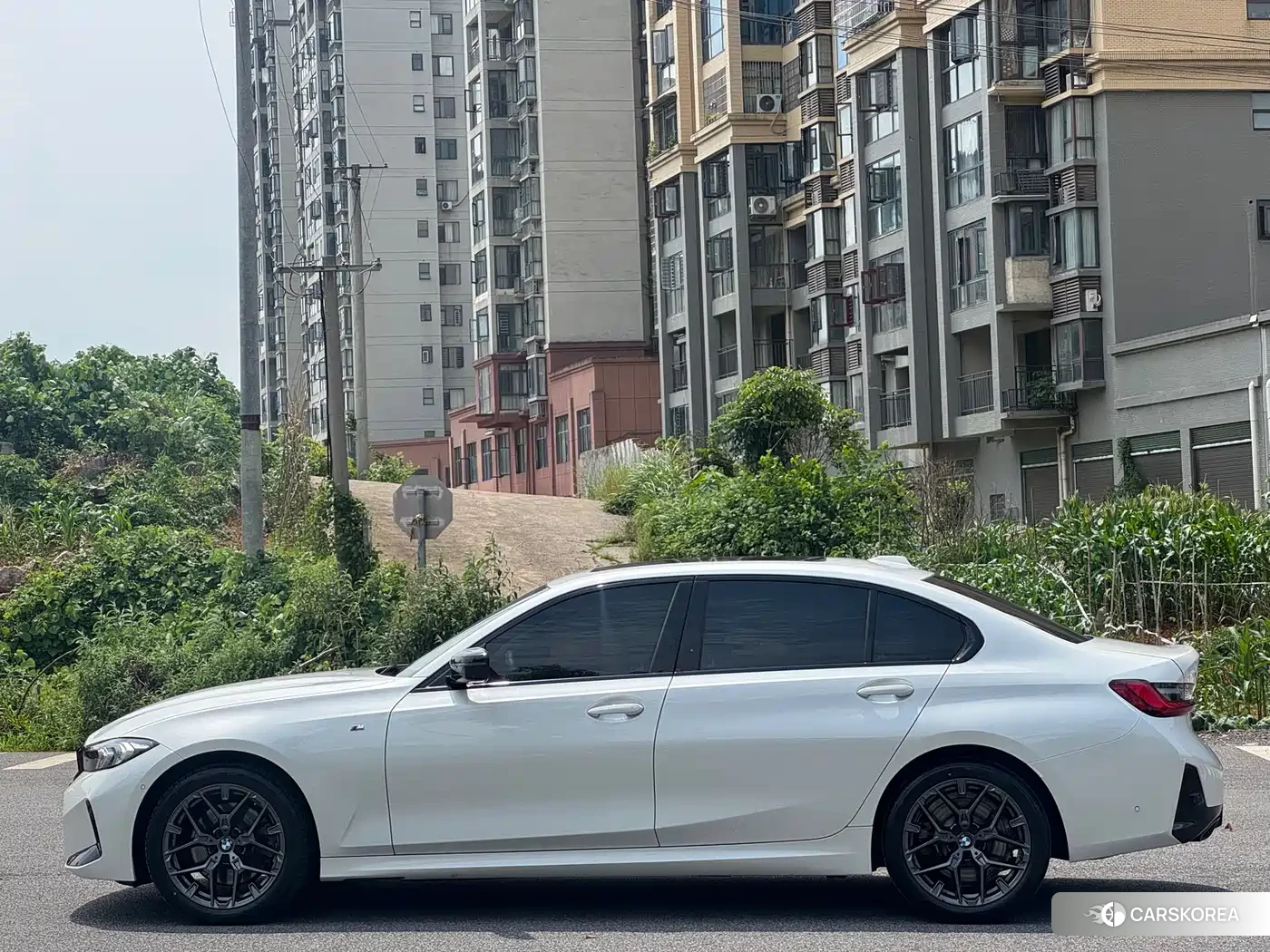 BMW 3 series id 4577597 из Китая 8