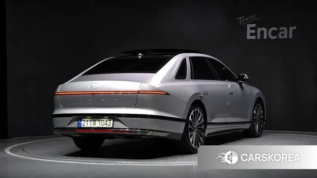 Hyundai Grandeur Hybrid (GN7) id 2889294 из Кореи 12