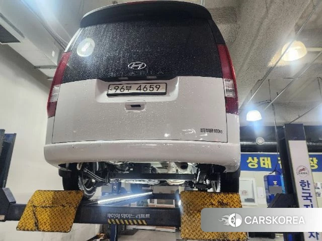 Hyundai Staria 2021 Белый из Кореи, фото 2