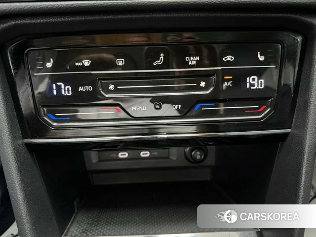 Volkswagen Tuyue id 4359168 из Китая 12