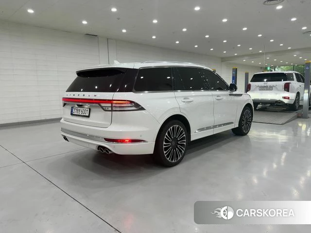 Lincoln Aviator 2nd generation 2022 Белый из Кореи, фото 4