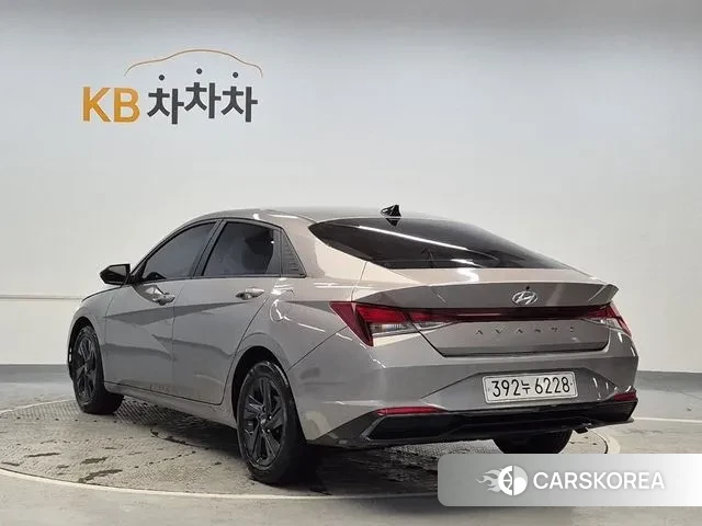 Hyundai Avante Hybrid (CN7) id 3771327 из Кореи 10