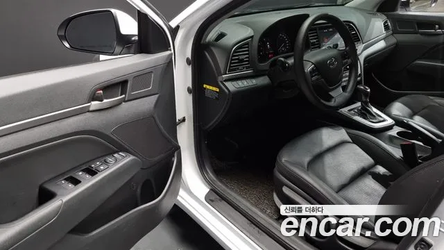 Hyundai Avante AD id 2623657 из Кореи 12