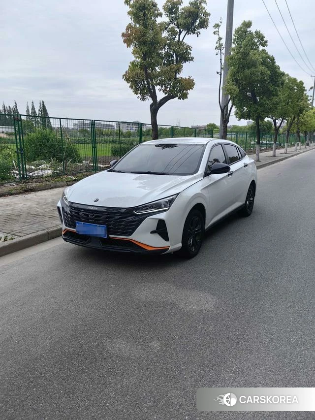 Dongfeng Fengshen Yi Hyun 2023 Белый из Китая, фото 5