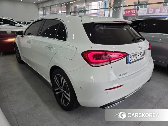 Mercedes-Benz A-Class W177 id 3675683 из Кореи 10