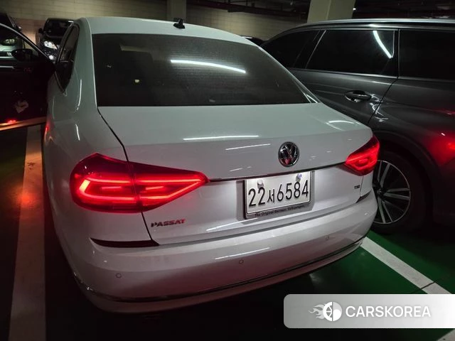 Volkswagen The New Passat id 4331656 из Кореи 7