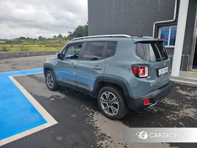 Jeep Renegade id 3254132 из Кореи 9