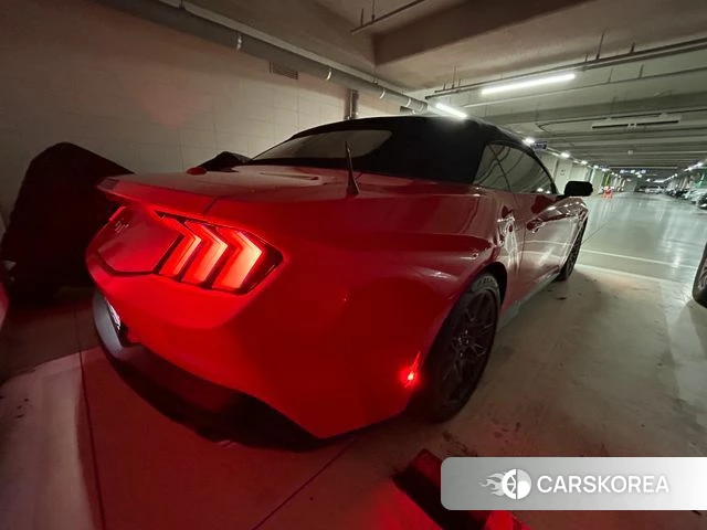 Ford Mustang 7th Generation 2024 Красный из Кореи, фото 4