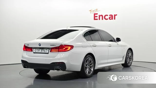 BMW 5 Series (G30) id 4435802 из Кореи 12