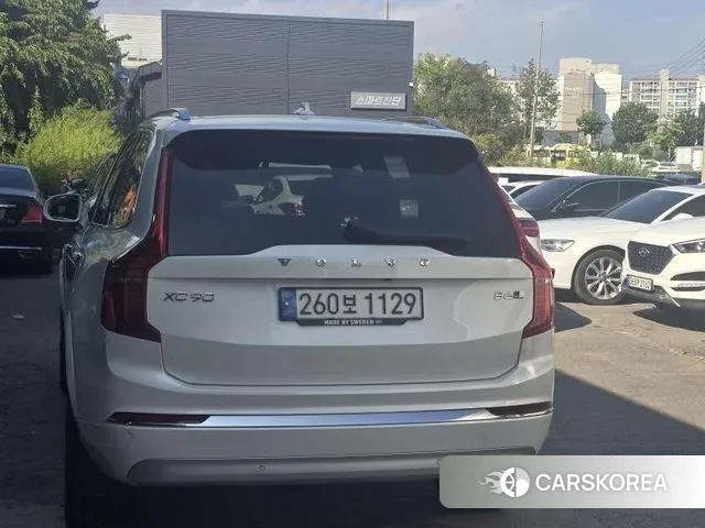 Volvo XC90 second Generation 2022 Белый из Кореи, фото 2