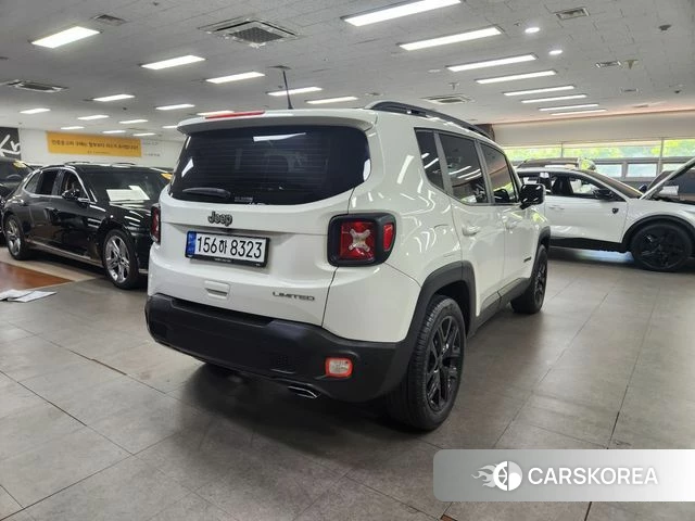 Jeep Renegade id 4454841 из Кореи 12
