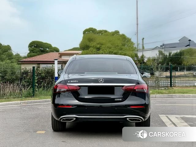 Mercedes-Benz E-class 2023 Черный из Китая, фото 2