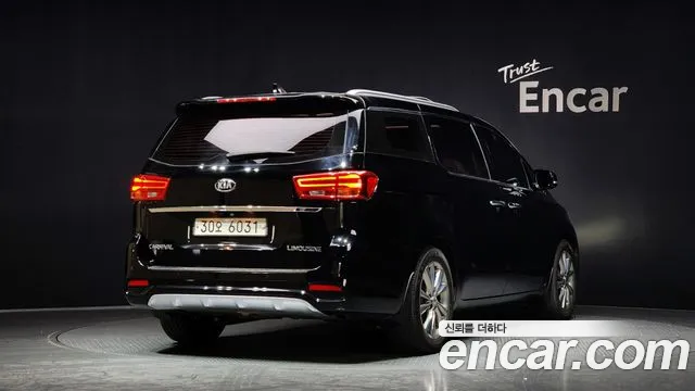 Kia The New Carnival id 2671022 из Кореи 12