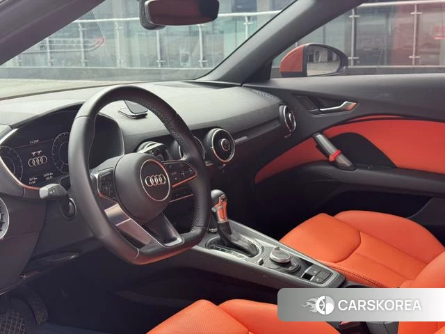 Audi TT id 4274123 из Китая 10