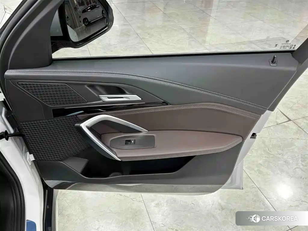BMW X1 id 4570288 из Китая 12