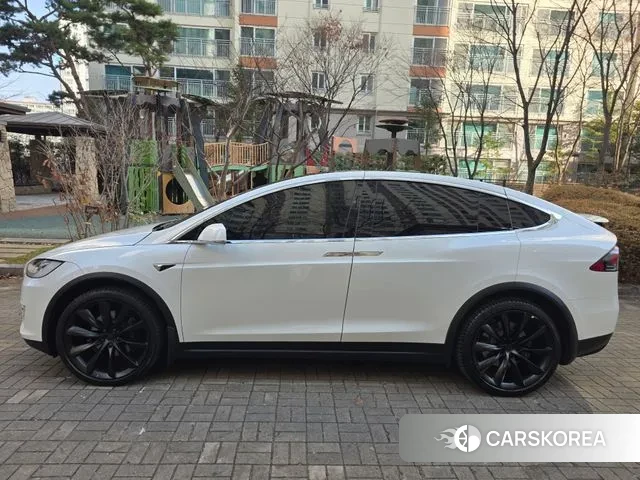 Tesla Model X id 3459371 из Кореи 7