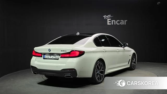 BMW 5 Series (G30) id 3963991 из Кореи 12