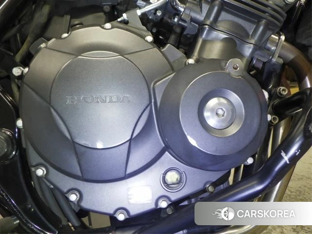 Engine photo