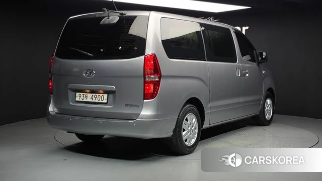 Hyundai The New Grand Starex id 4562236 из Кореи 12