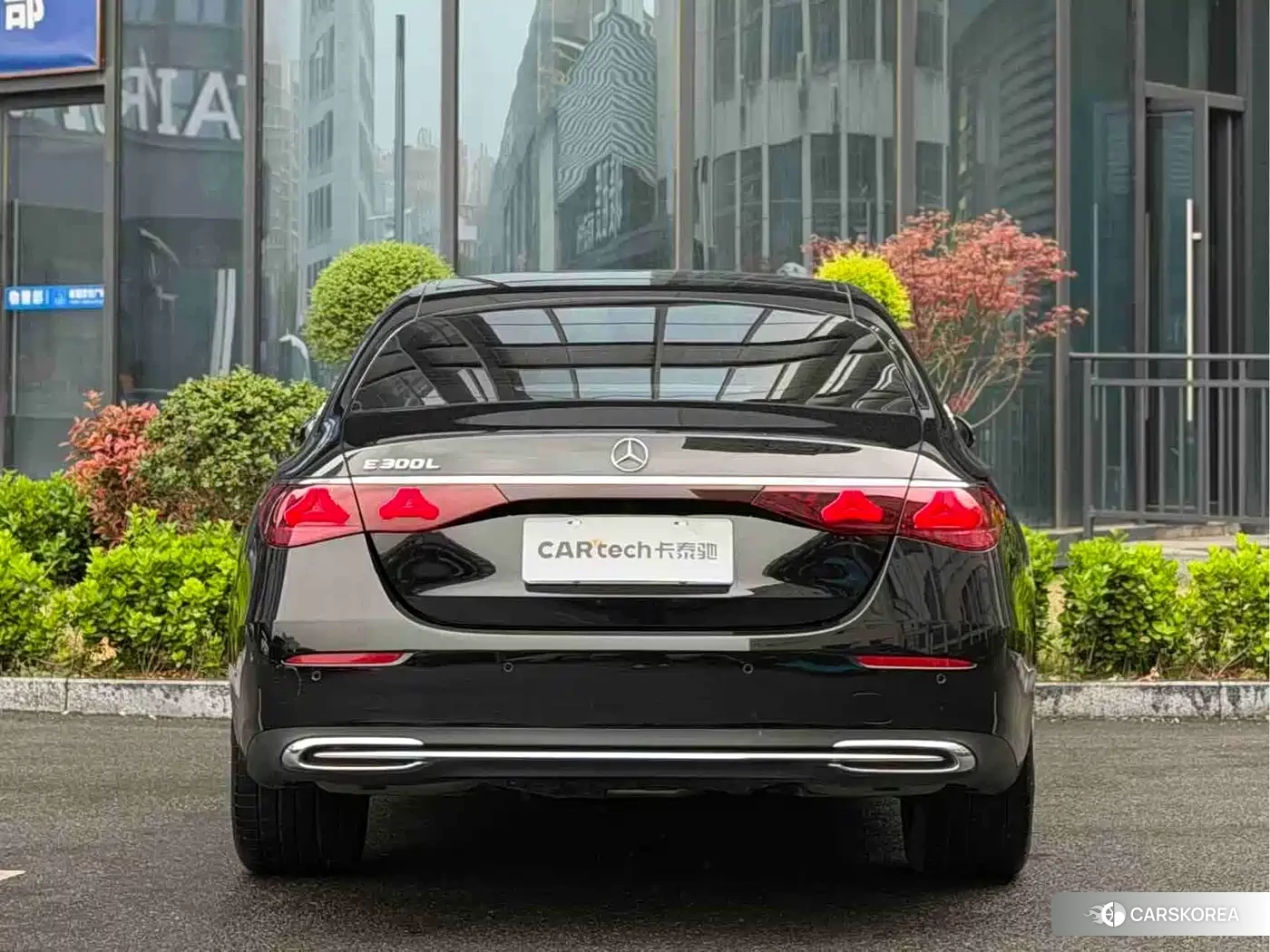 Mercedes-Benz E-Class 2024 Черный из Китая, фото 4