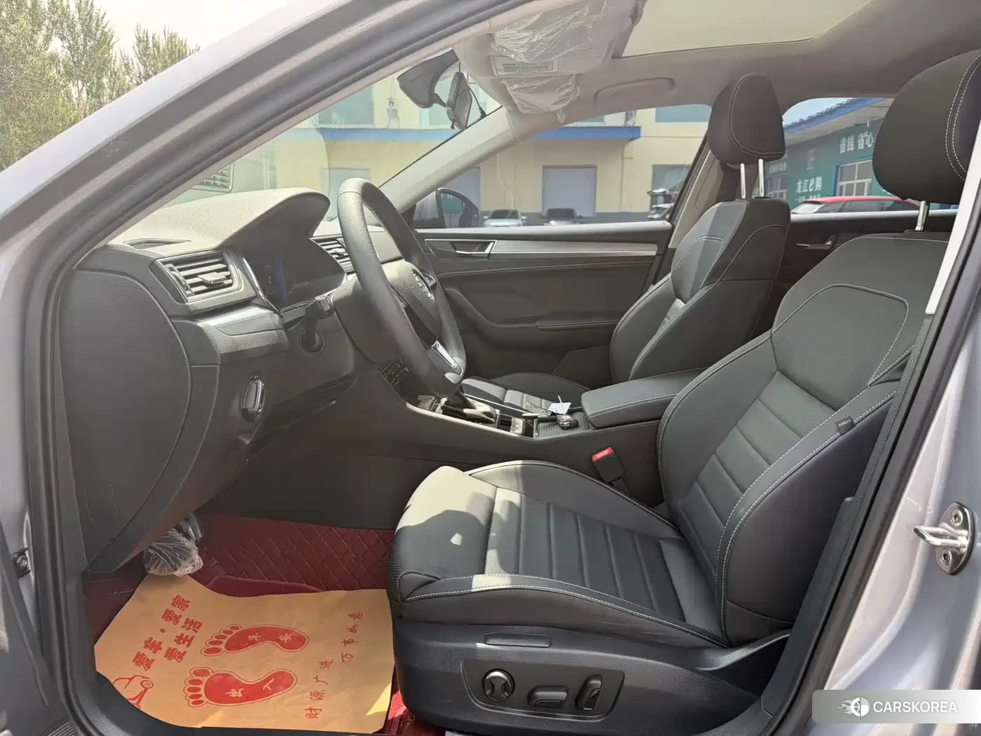 Skoda Superb id 4601762 из Китая 9