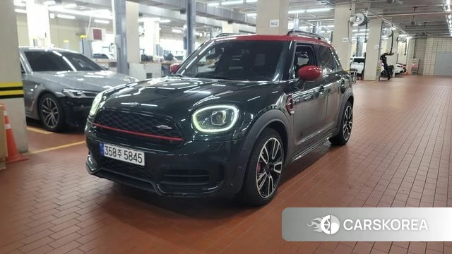 Mini Cooper S Countryman 2023 Темно-зеленый из Кореи, фото 2