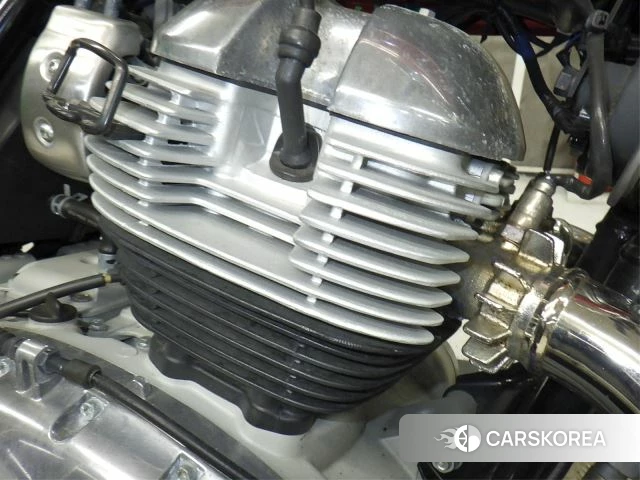 Engine photo
