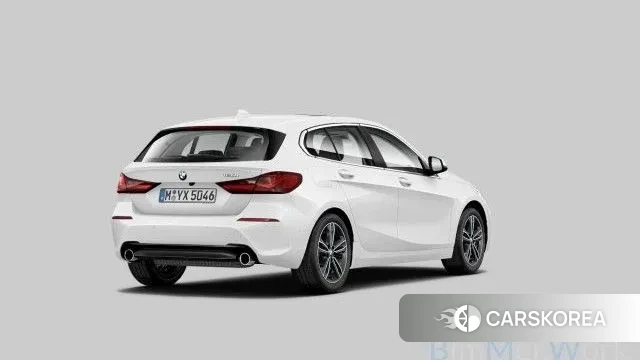 BMW 1 Series (F40) 2022 Белый из Кореи, фото 2