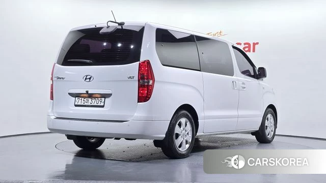 Hyundai The New Grand Starex id 4637847 из Кореи 12
