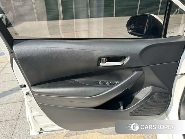 Toyota Corolla id 4262289 из Китая 12