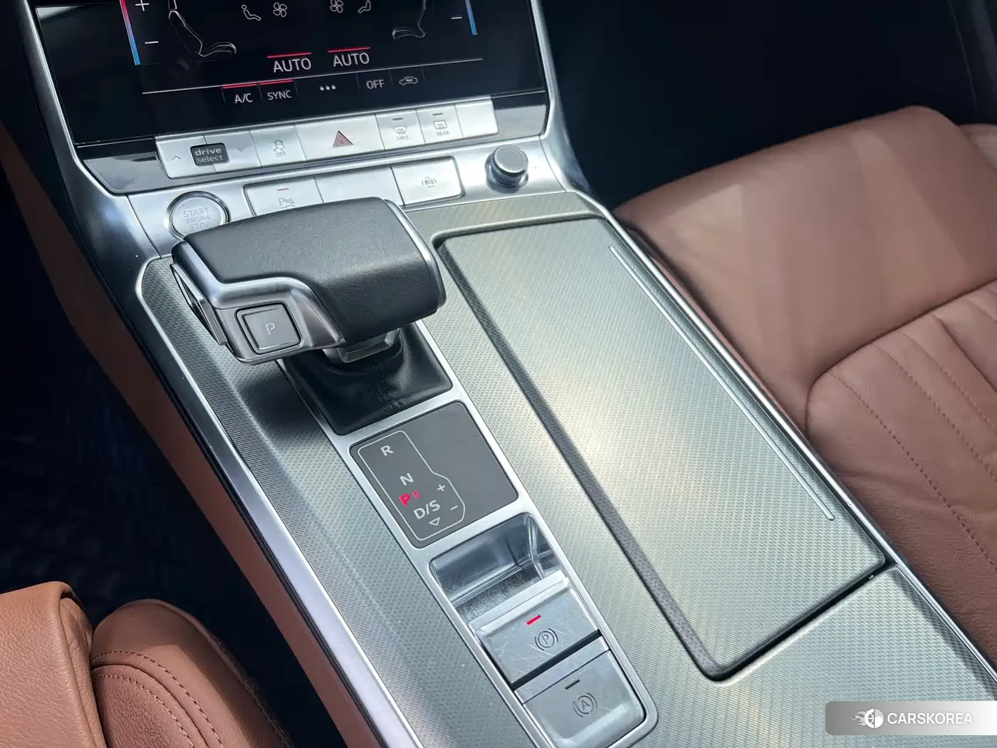 Audi A6L id 4607184 из Китая 12