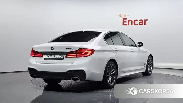 BMW 5 Series (G30) id 3248774 из Кореи 12