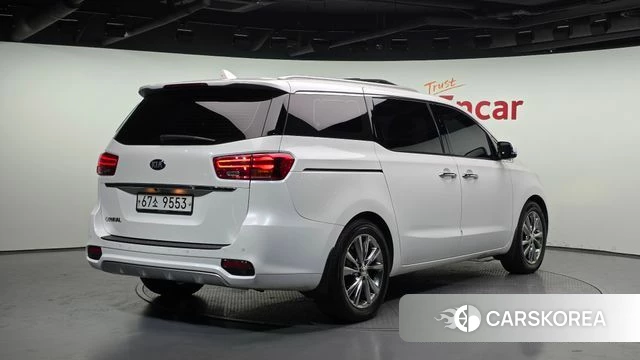 Kia The New Carnival id 4397559 из Кореи 12