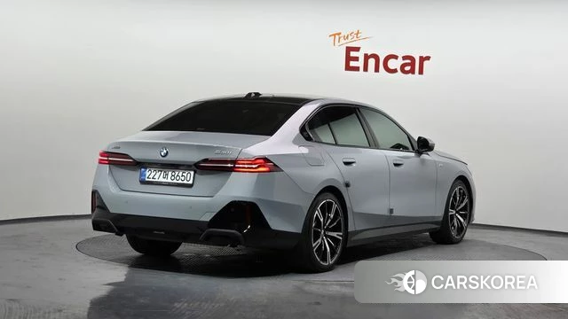 BMW 5 Series (G60) id 3826112 из Кореи 12